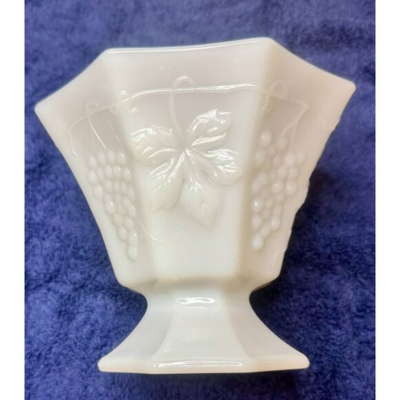 Vintage Milk Glass Pedestal Vase Grape & Leaf Design 6" - Picture 2 of 6